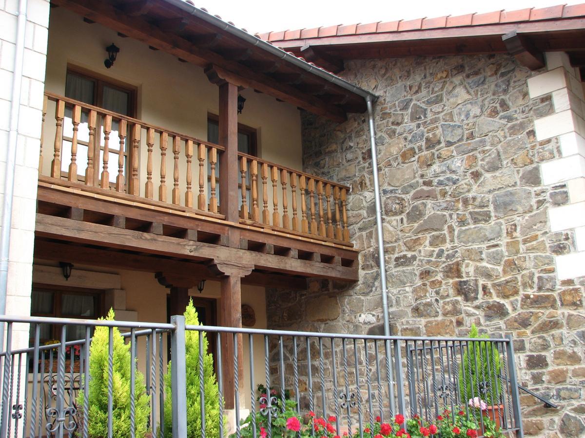 Viviendas Rurales Aldea De Dosamantes Pesaguero-La Parte 外观 照片